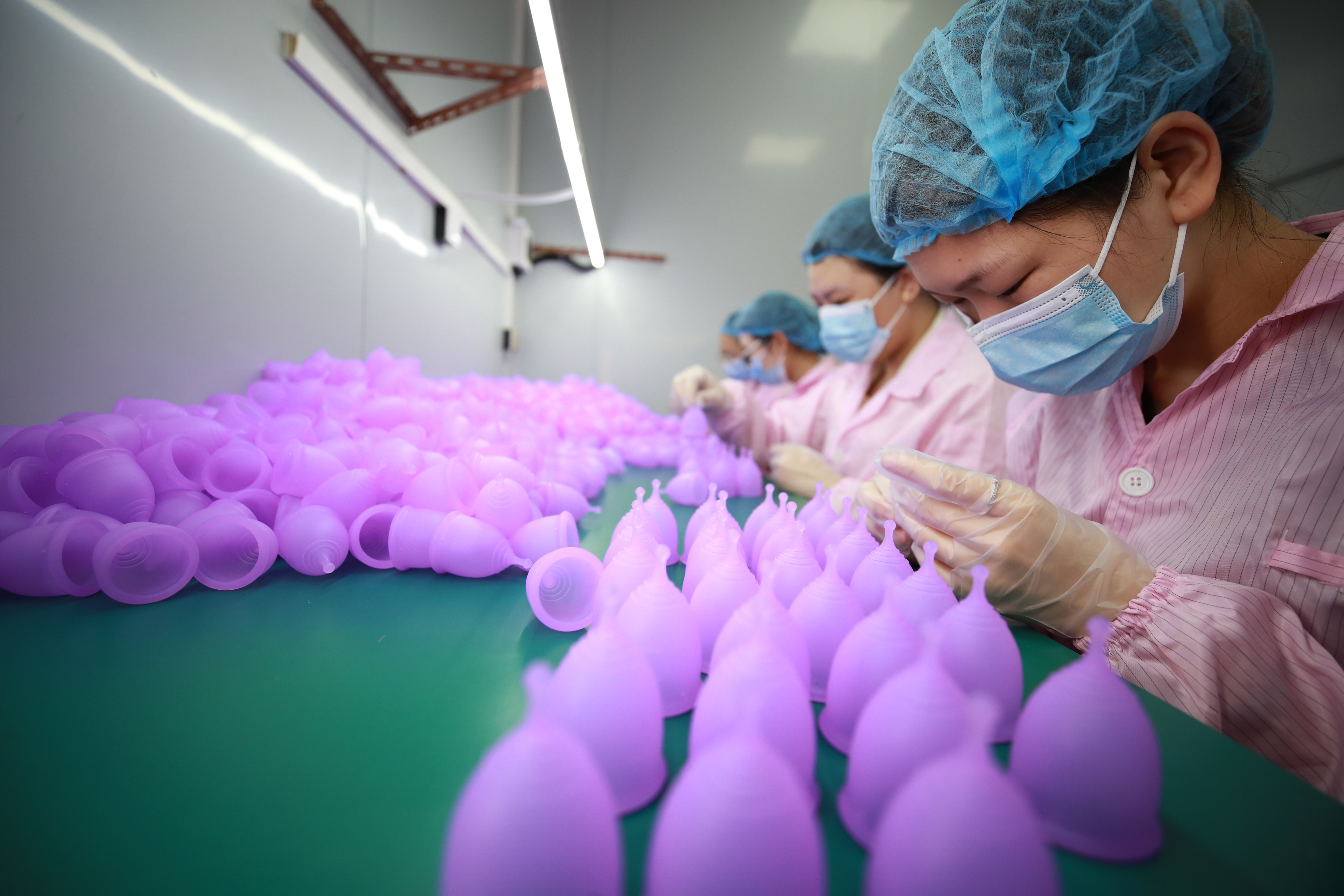 OEM packaging workflow from brief to bulk production and export-ready shipment